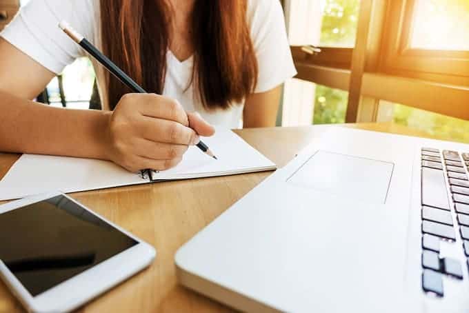 essay writer Like A Pro With The Help Of These 5 Tips