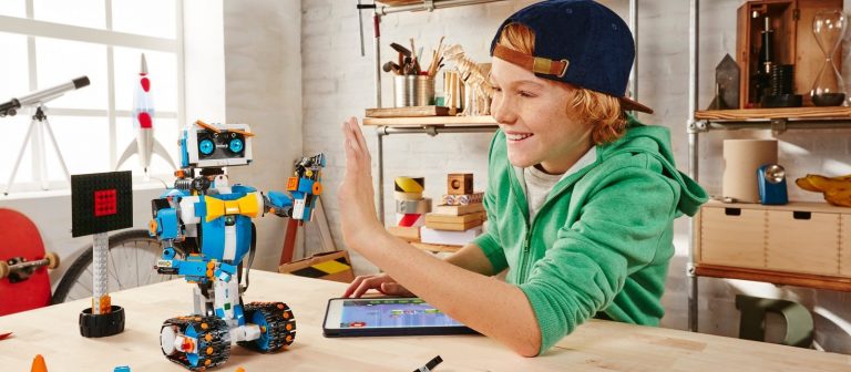 7 Reasons Why Kids Should Learn About Robotics